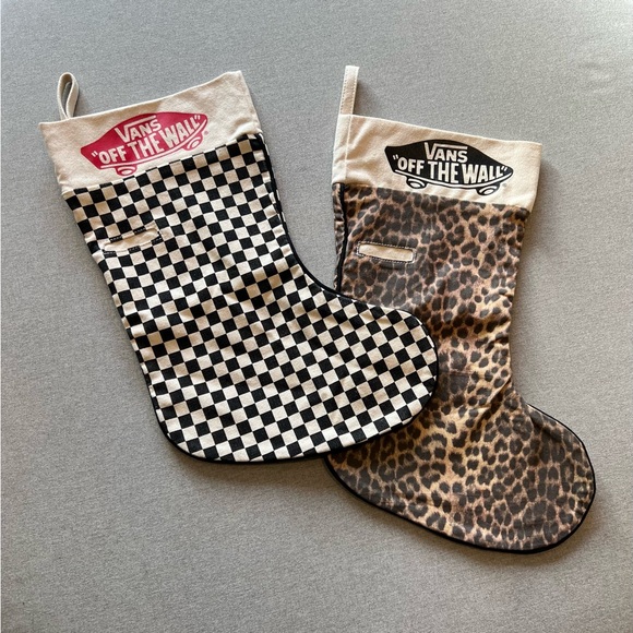 VAN’S’ CHRISTMAS STOCKINGS - 2 stockings - Picture 1 of 6